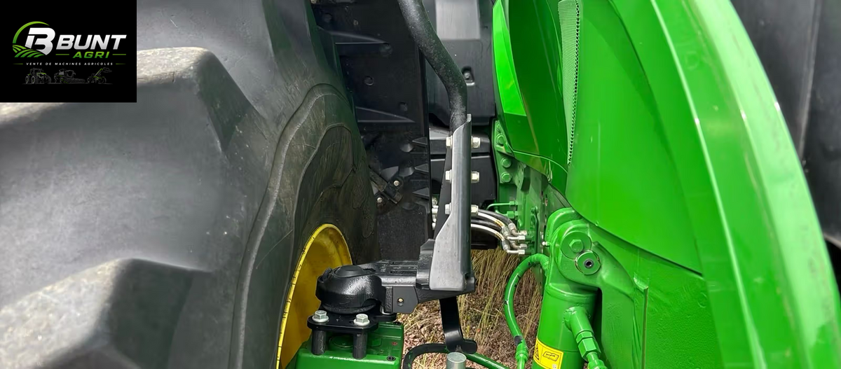 Trattore John Deere 7R 330 2023