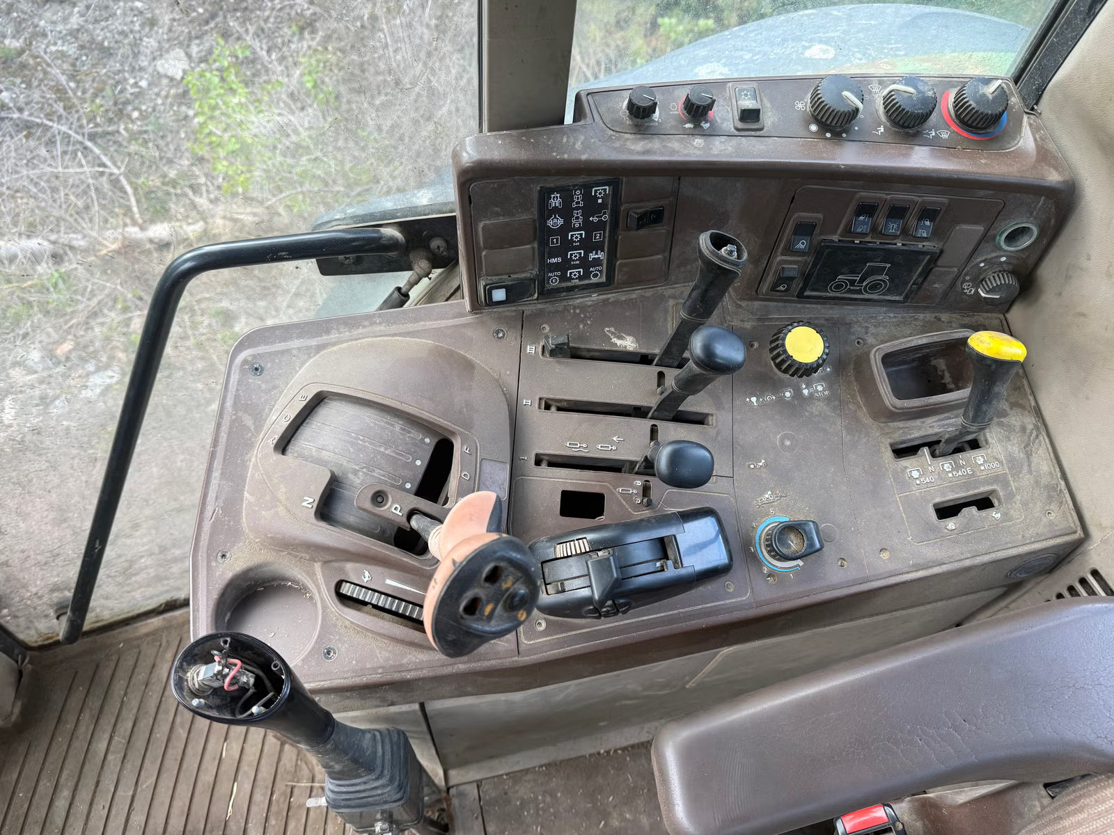 Tracteur John Deere 6620