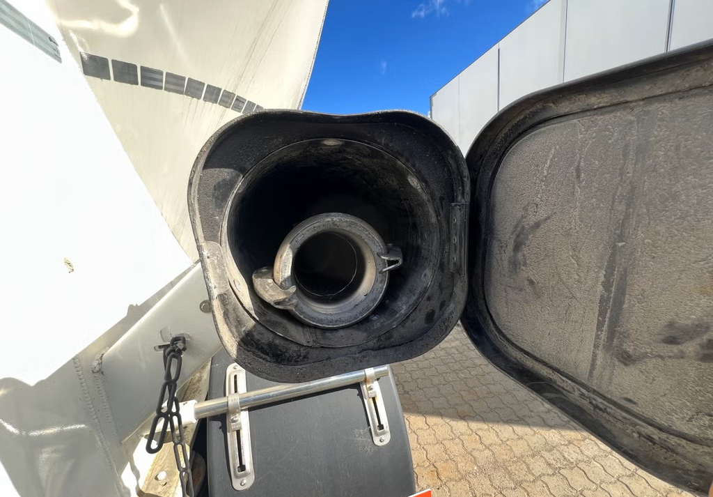 Semi-remorque vrac CMT41N 41 000 litres