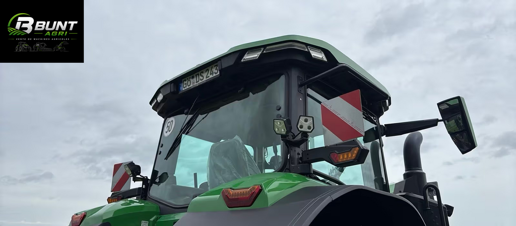 Trattore John Deere 7R 330 2023