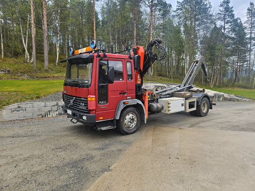 Camion Volvo FL6 16 2008 - Levage à crochet 230 ch