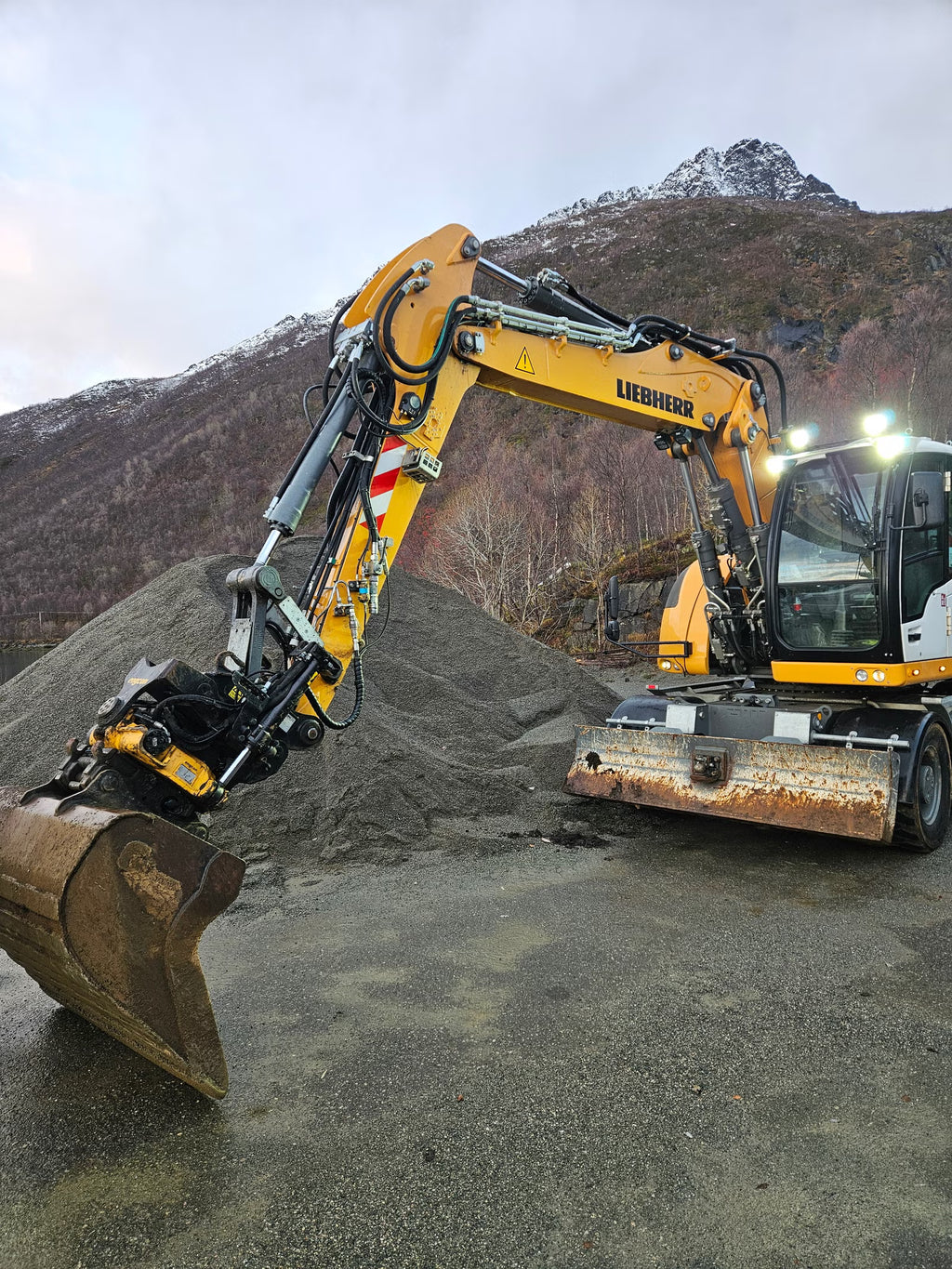 Pelle Liebherr A914