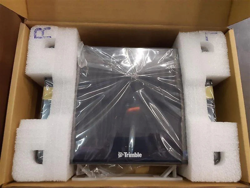 Trimble GFX-750 + Kit completo NAV900 Isobus - Orientação GPS RTK