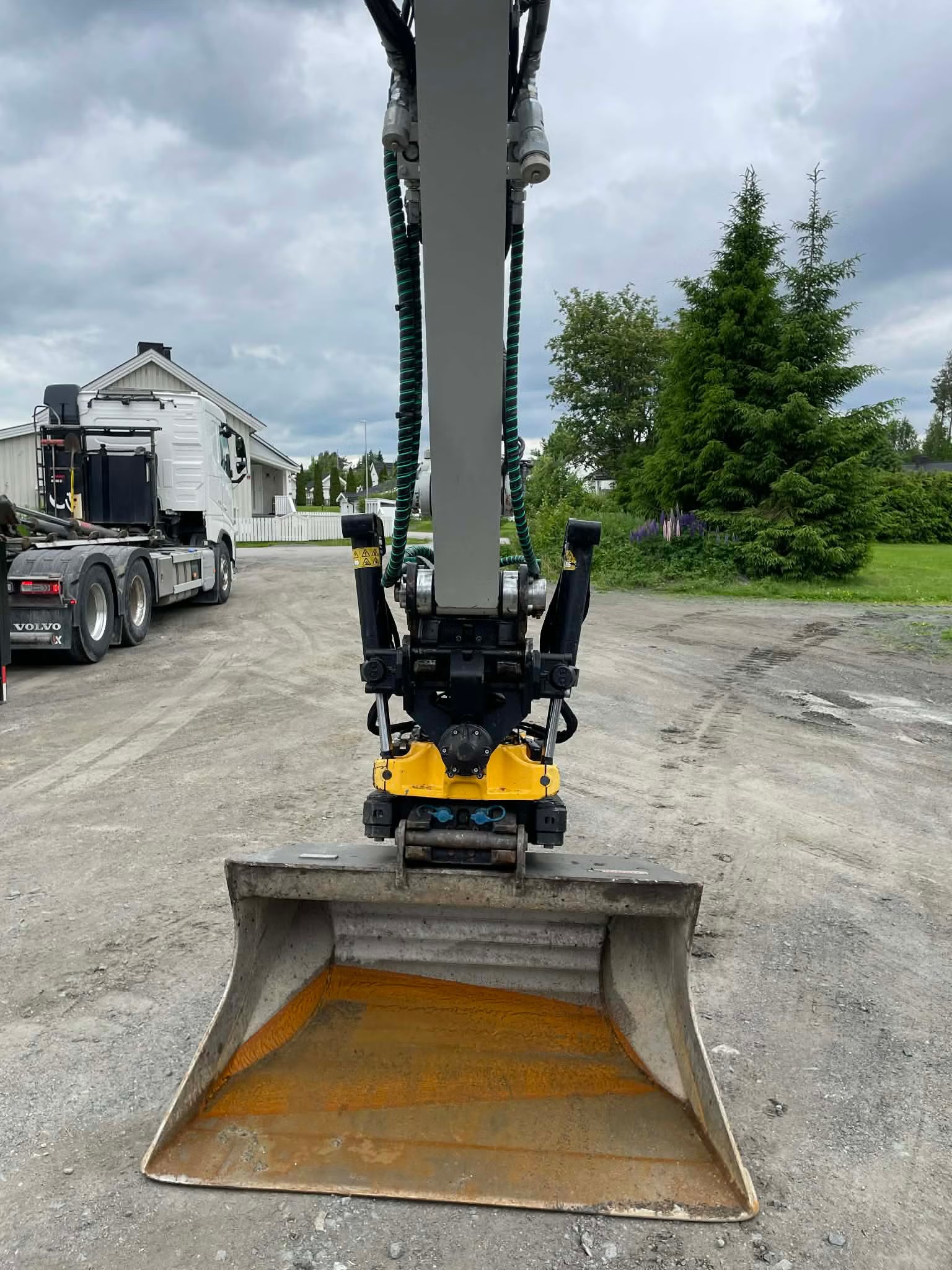 Pelle Takeuchi TB280FR