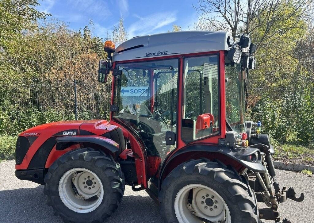Antonio Carraro SRH 9800 Traktor – 2015 – 1 047 Stunden