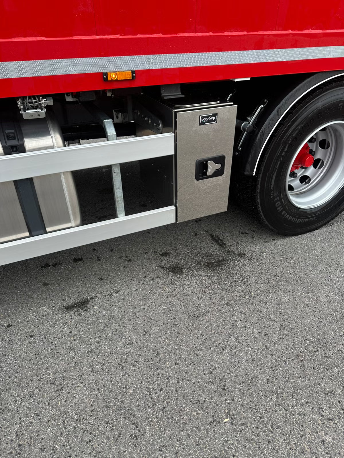 Camion à copeaux de bois Scania R590