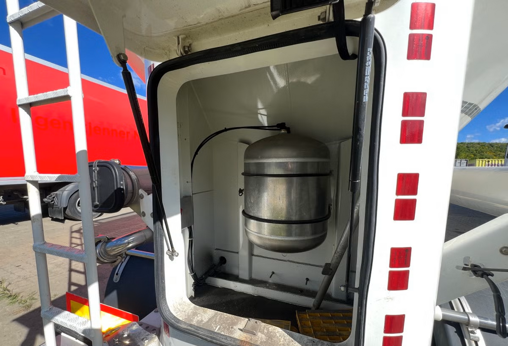 Semi-remorque vrac CMT41N 41 000 litres