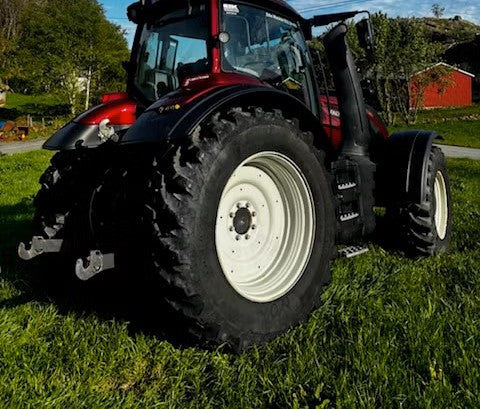 Tracteur Valtra T235