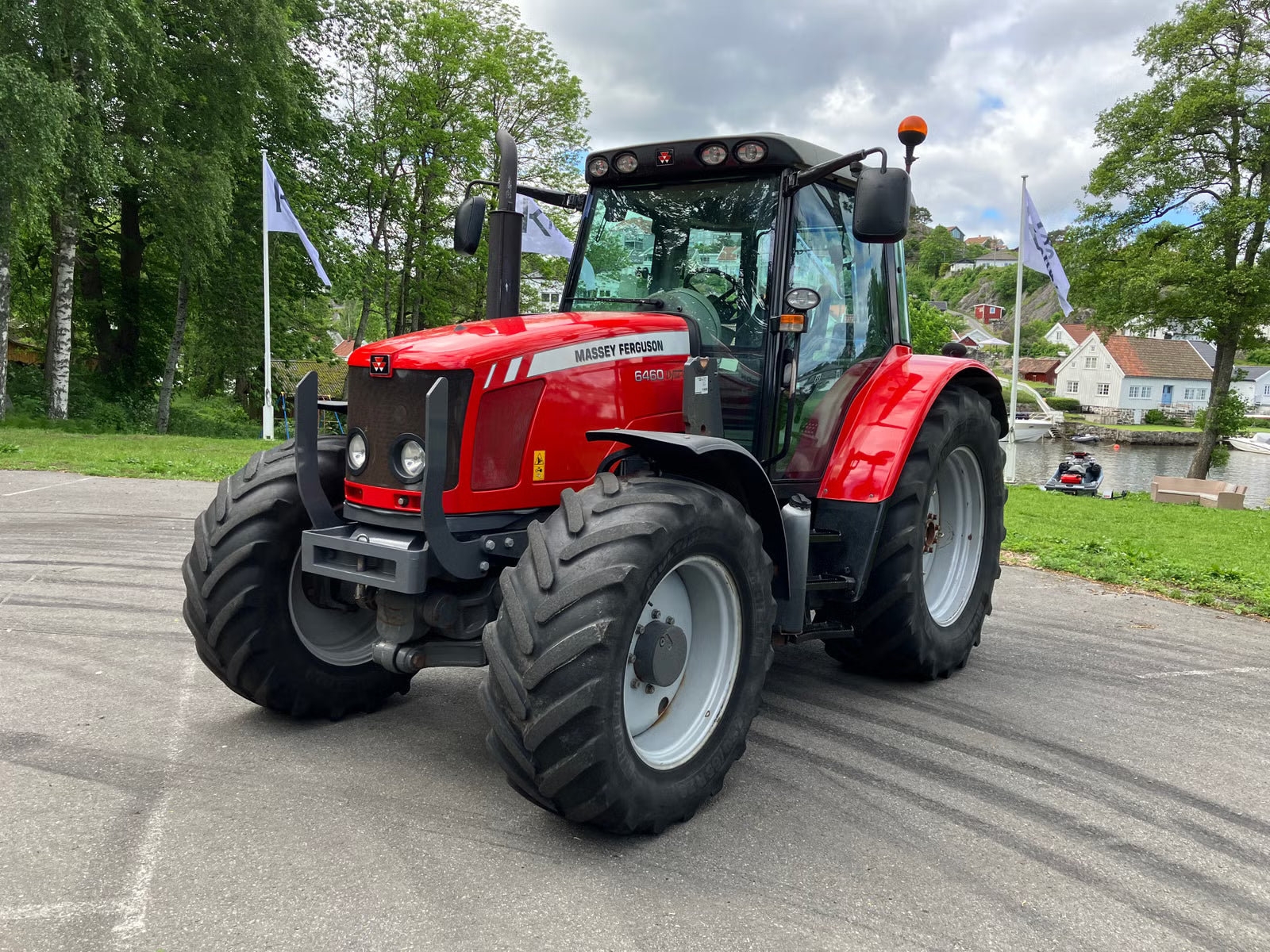 Trator Massey Ferguson 6460 Dyna-6