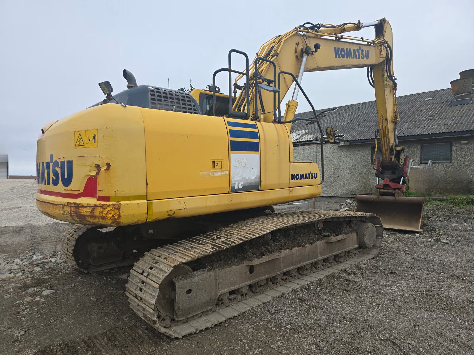 Pelle Komatsu PC240LC-10