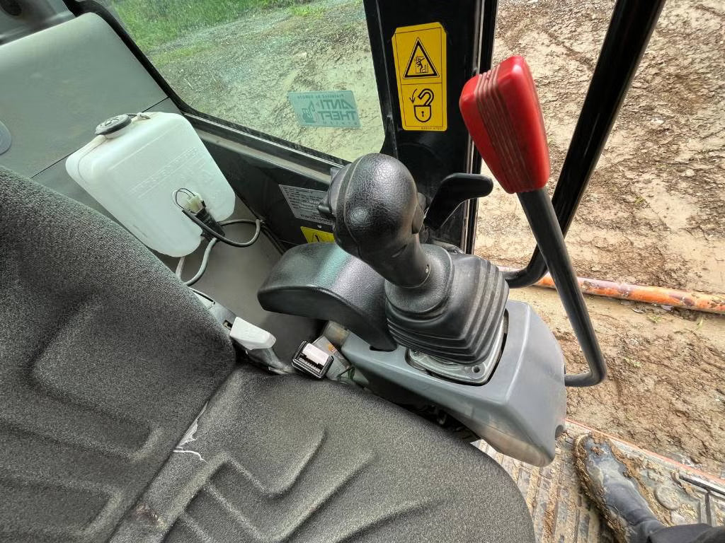 Pelle Kubota KX080-4 CX