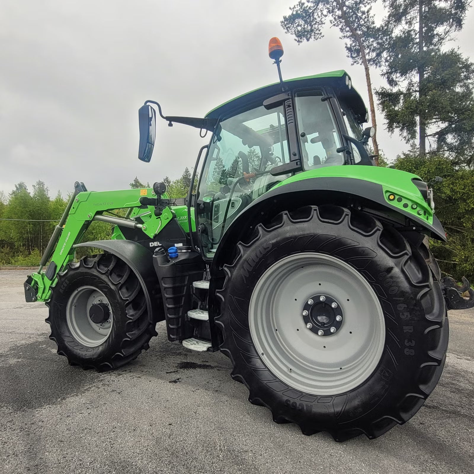 Trator Deutz Fahr Agrotron 6130