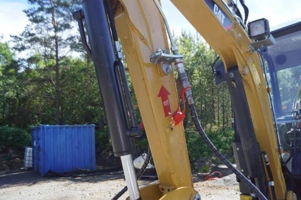 Mini Pelle Caterpillar 301.7D 1,85T + 3 godets + Remorque
