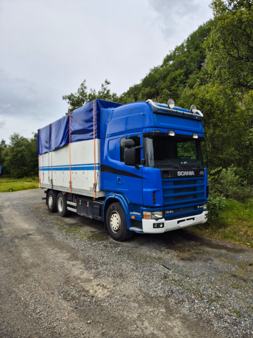 Camion Scania 164