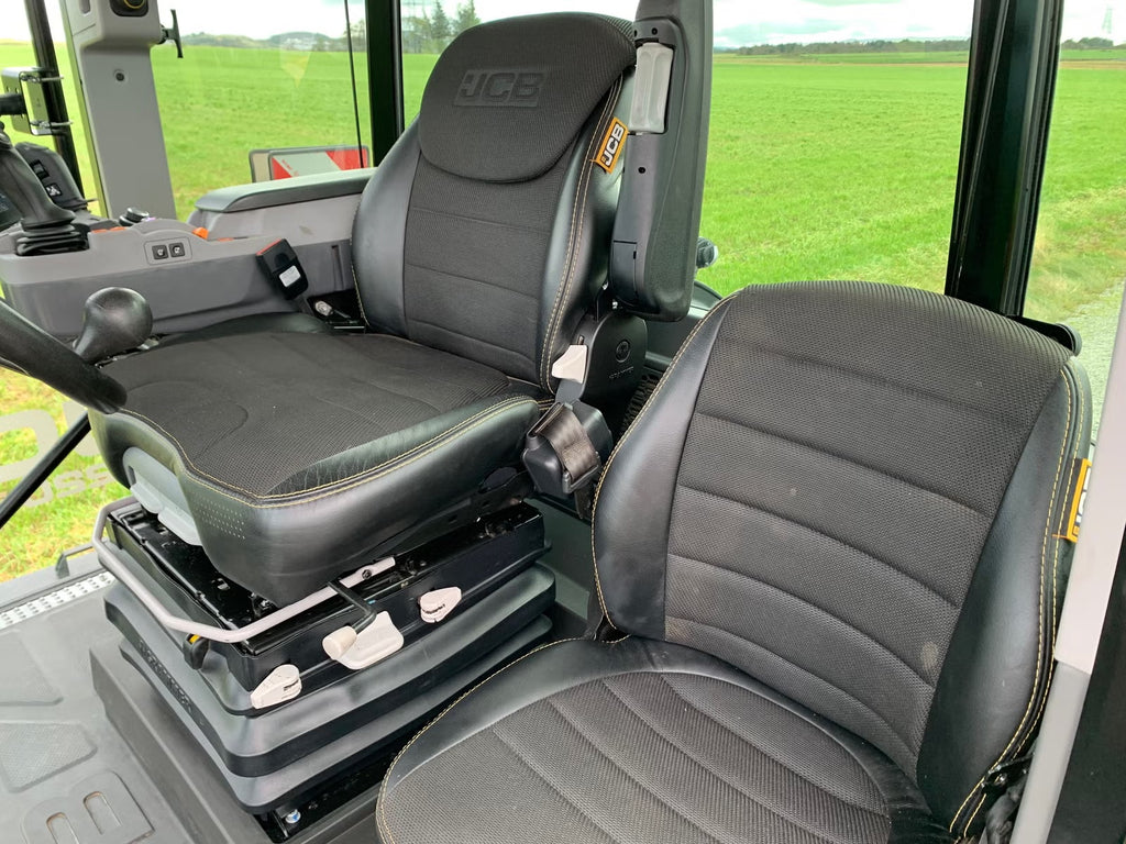 Tracteur JCB 4220