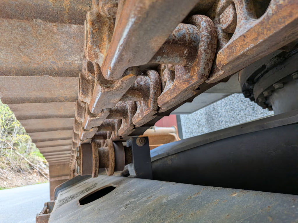 Pelle Volvo EC200E