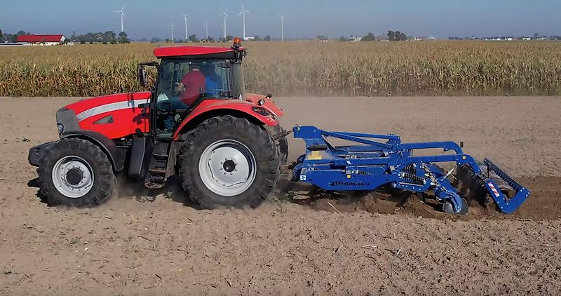 Cultivateur à dents multifonctionnel Rolmako U 436 Standard - 2,6 m