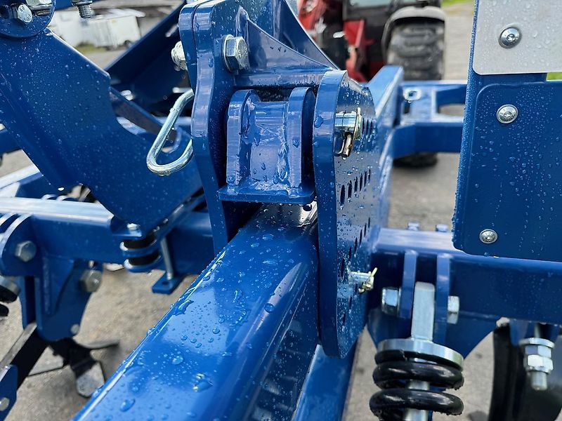Cultivateur à dents multifonctionnel Rolmako U 436 Standard - 2,6 m