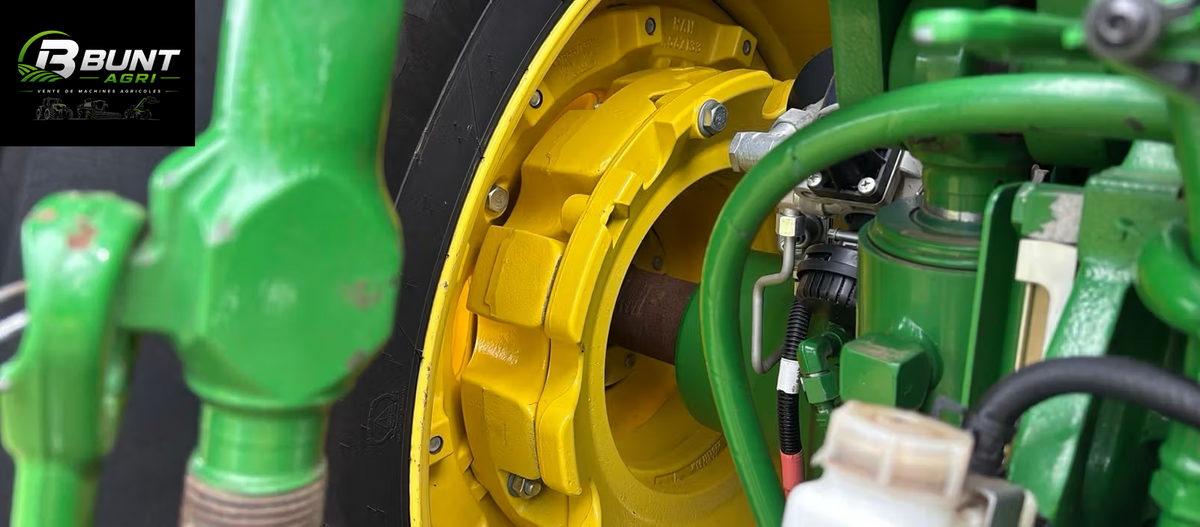 Trattore John Deere 7R 330 2023