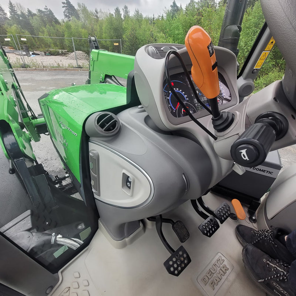 Trator Deutz Fahr Agrotron 6130