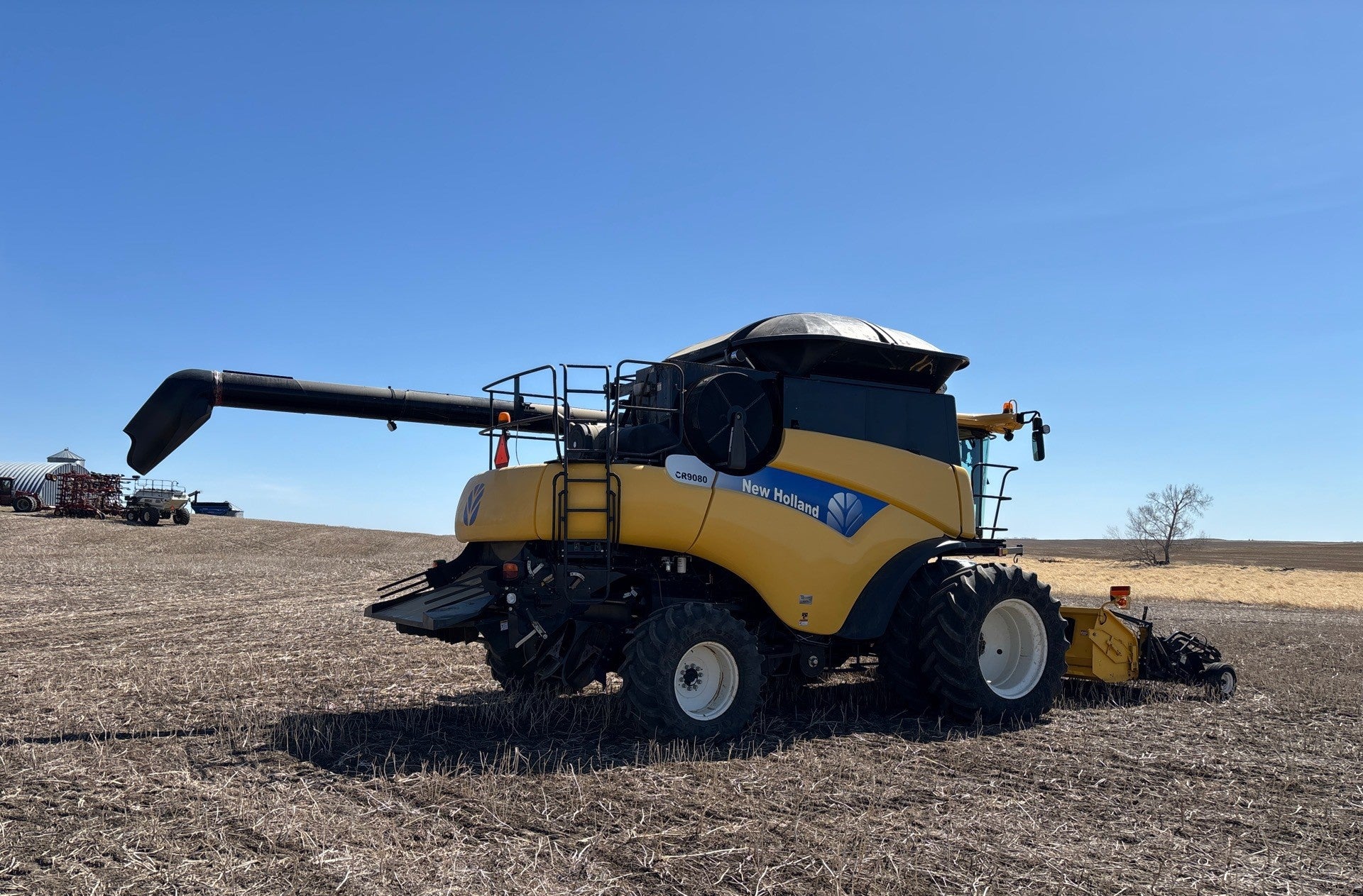 Moissonneuse-batteuse New Holland CR9080 4x4