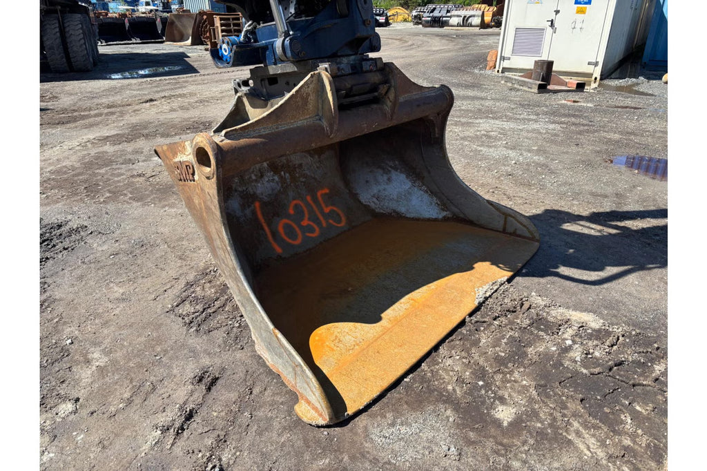 Pelle Volvo EC300EL