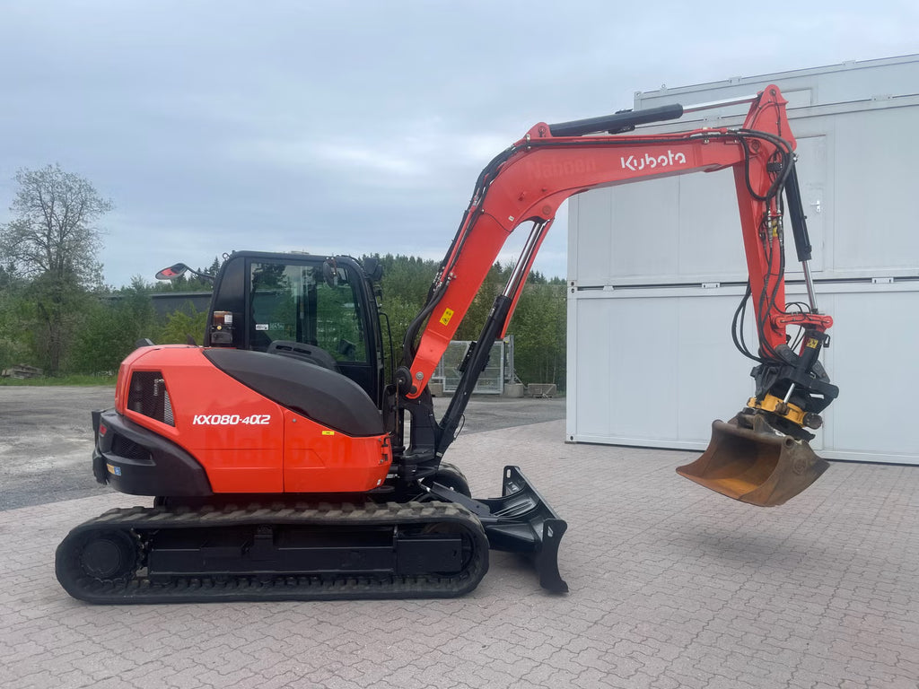 Pelle Kubota KX080-4-2G