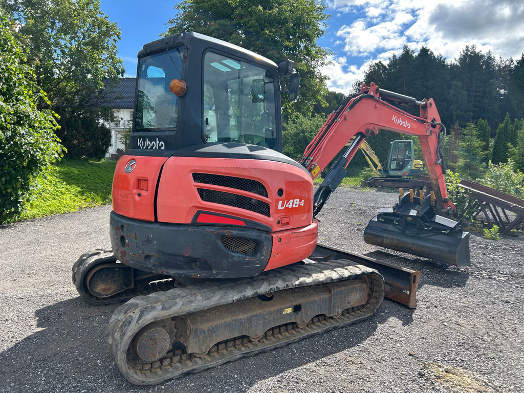 Mini Pelle Kubota U48-4 + Tiroir de ponçage hydraulique