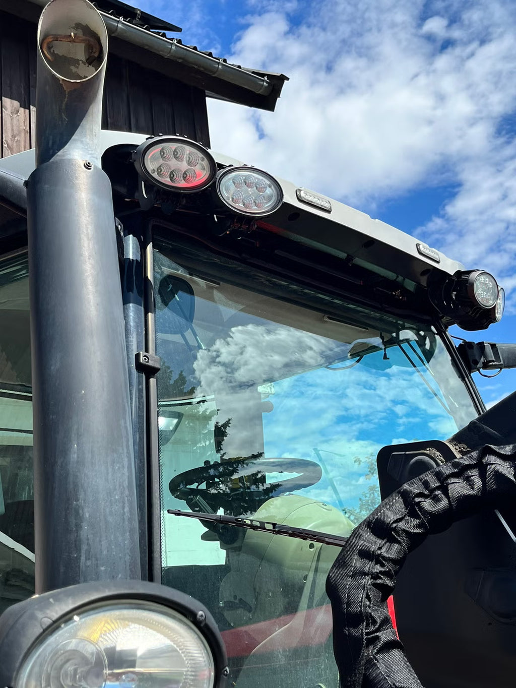 Trator Massey Ferguson 6718 2020