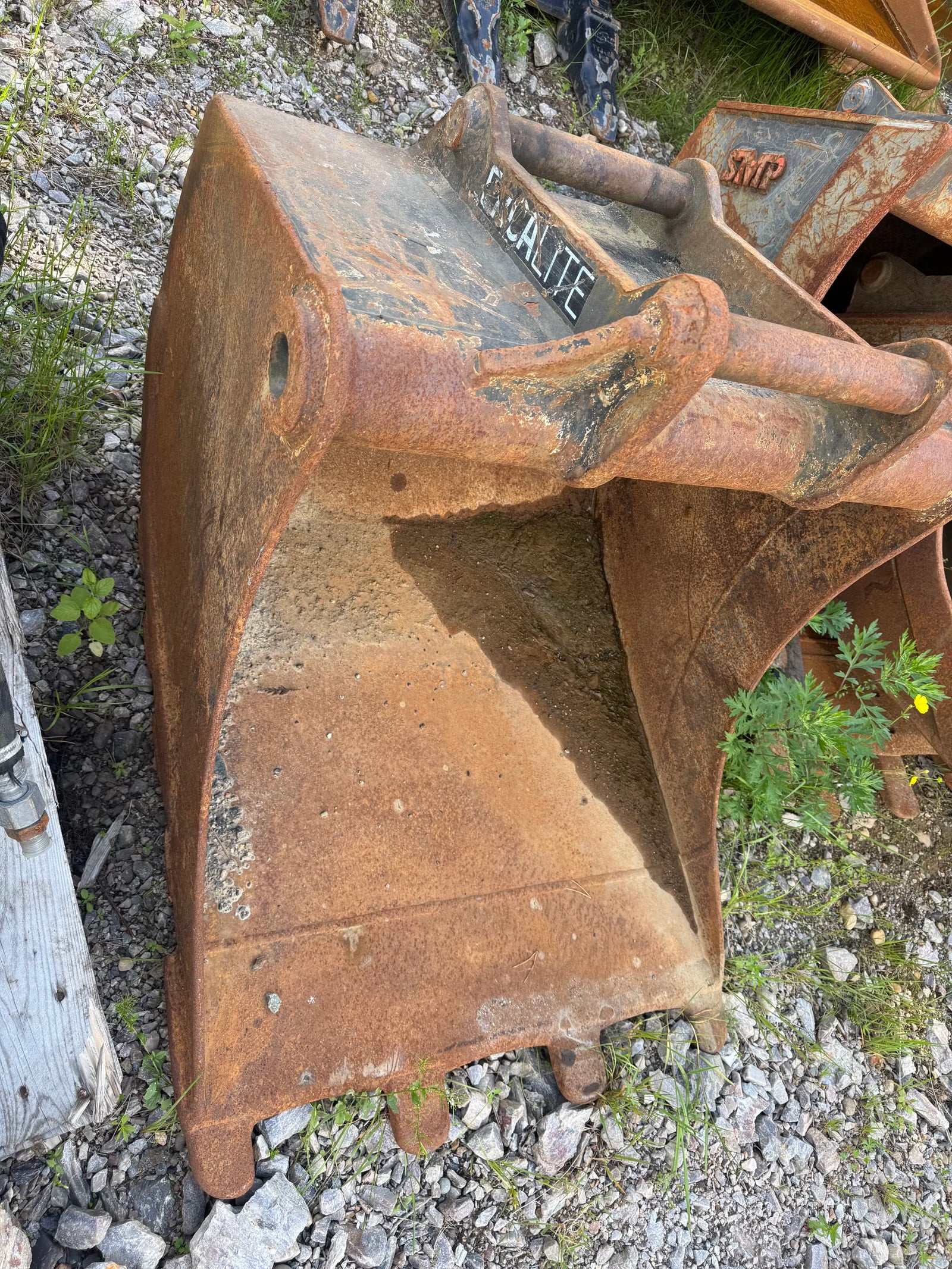 Mini Pelle Excavatrice Volvo ECR88Plus + 3 Godets