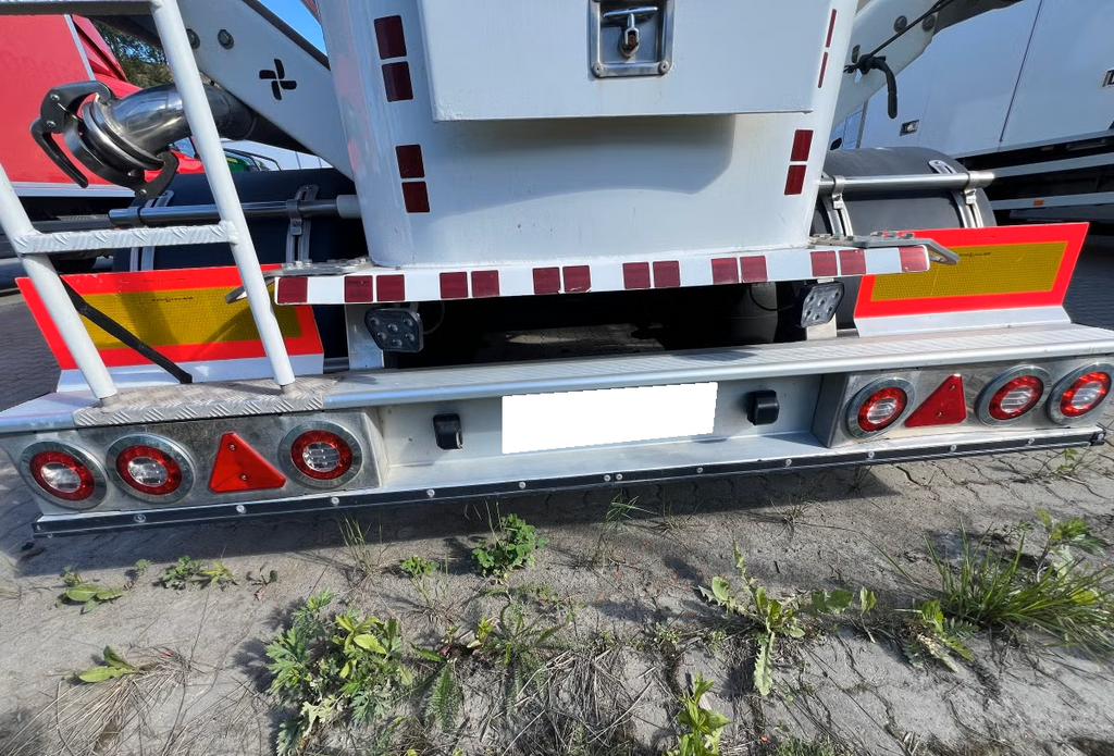 Semi-remorque vrac CMT41N 41 000 litres