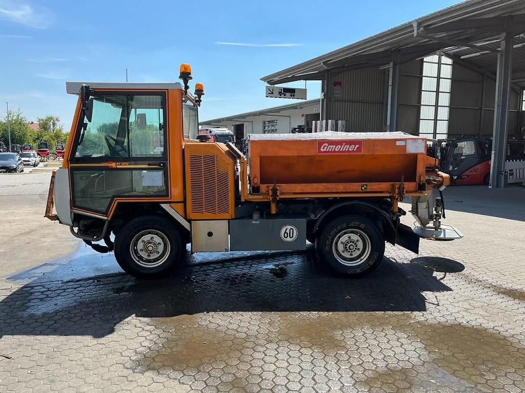 Tracteur Boki 1251 HY