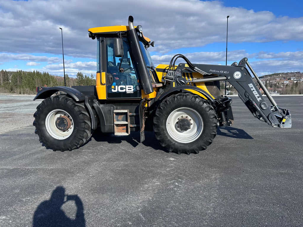 Trator JCB 3200 Fastrac