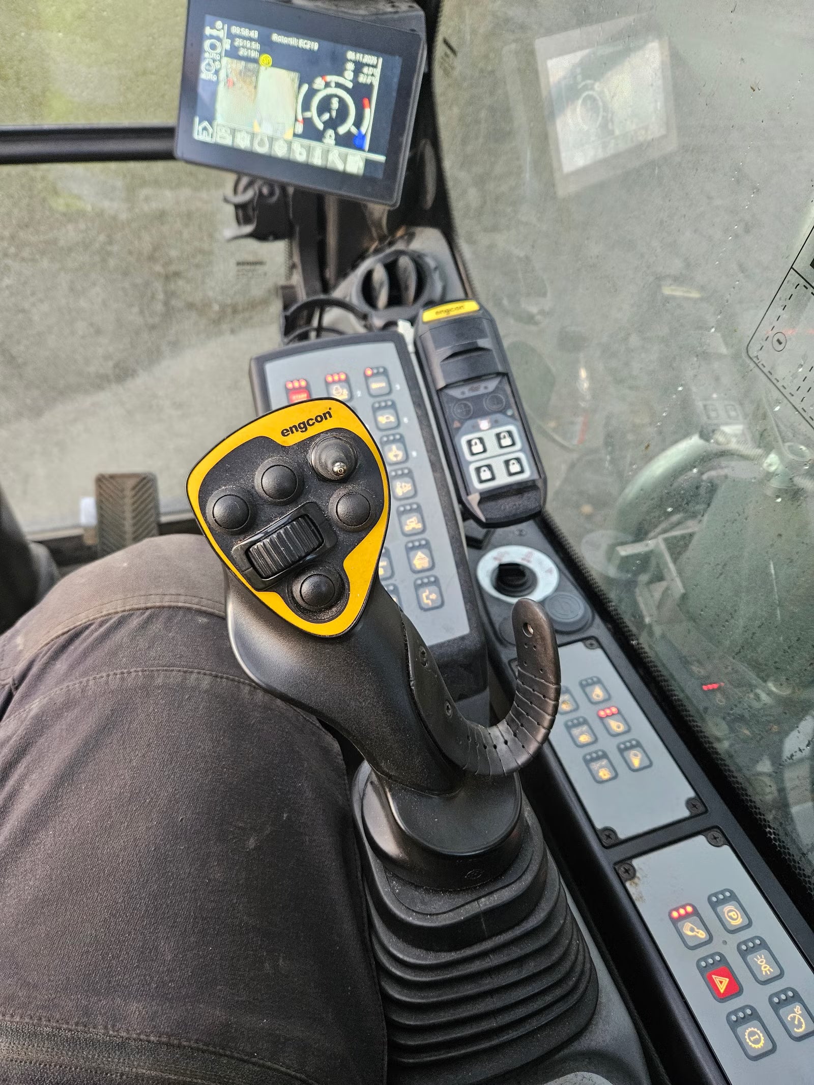 Pelle Liebherr A914