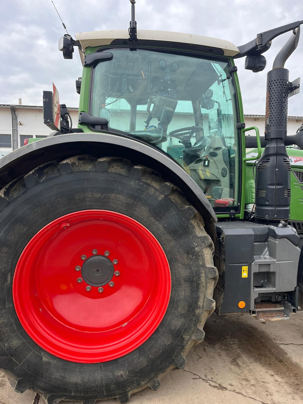 Tracteur Fendt 724 S4