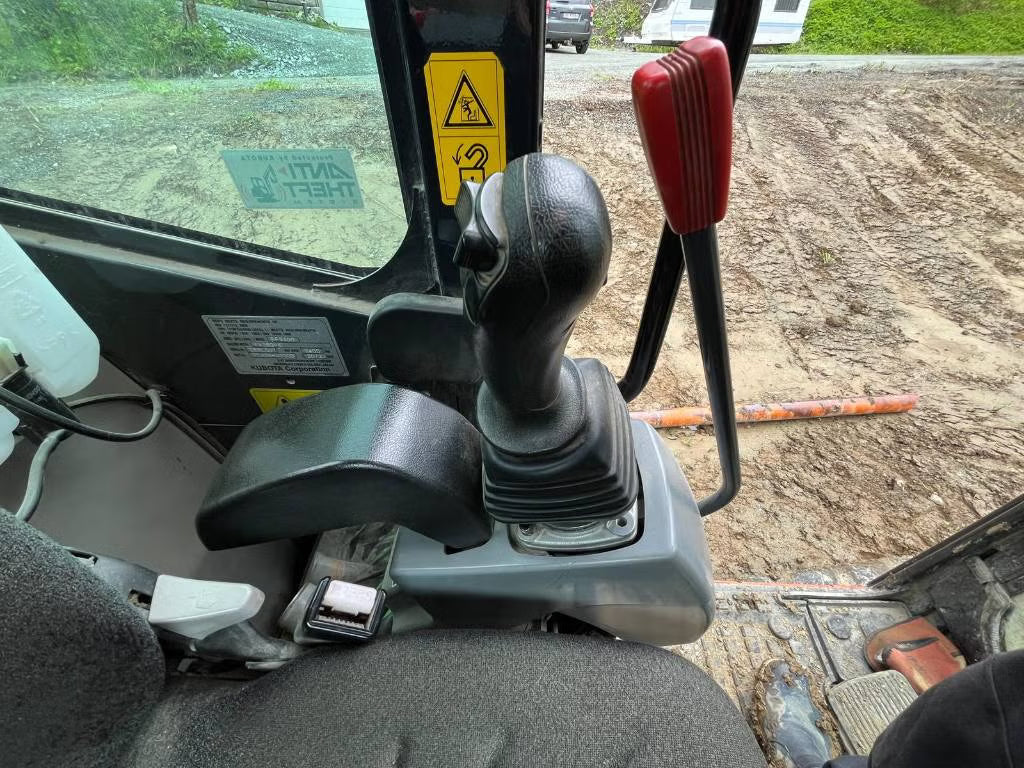 Pelle Kubota KX080-4 CX