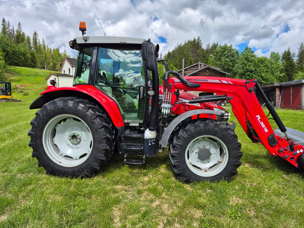 Trator Massey Ferguson 5713S 2018