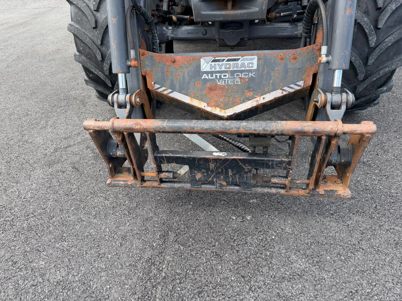 Tracteur Valtra N103