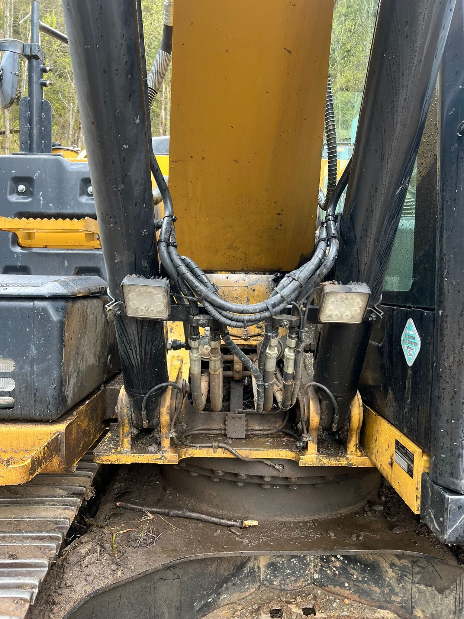 Pelle Cat 318E