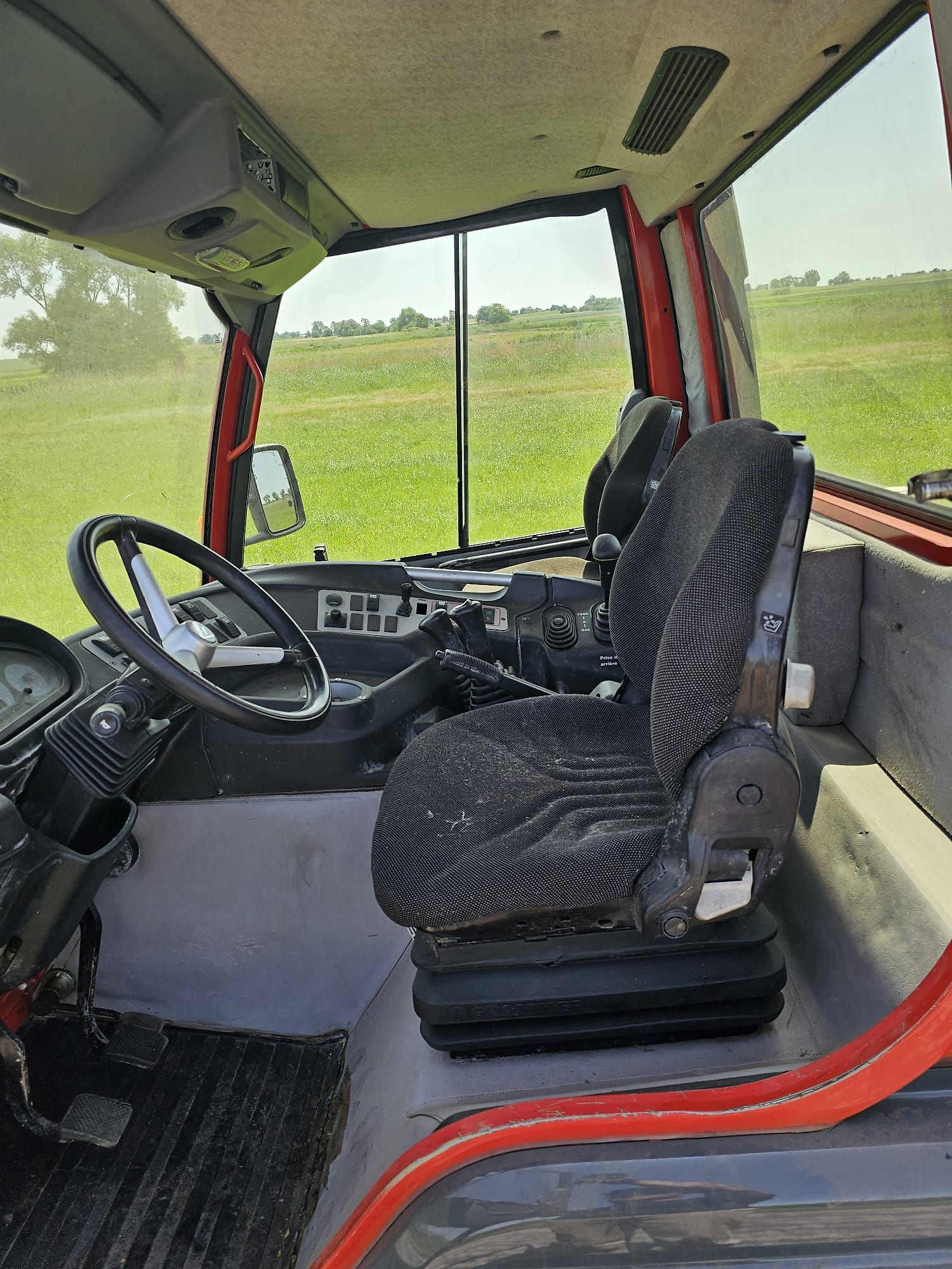 Tracteur de montagne Unitrac L82