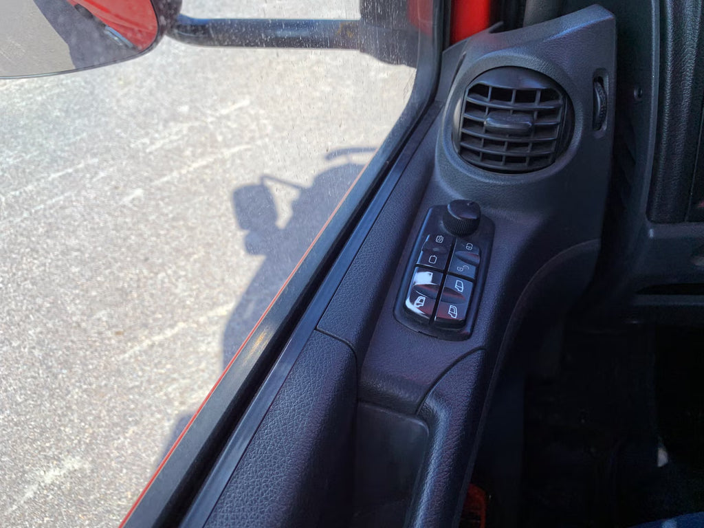 Camion Mercedes-Benz Atego 1224 2017 - Dépanneuse 238 ch