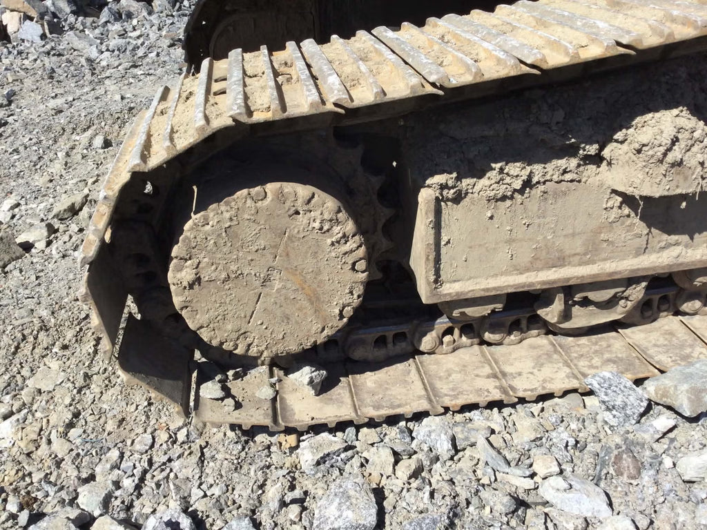 Pelle Komatsu PC240LC-11