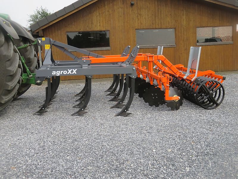 Cultivateur de paillis AgroXX TRIPLE-X 3.0 - 13 dents avec rouleau de toiture