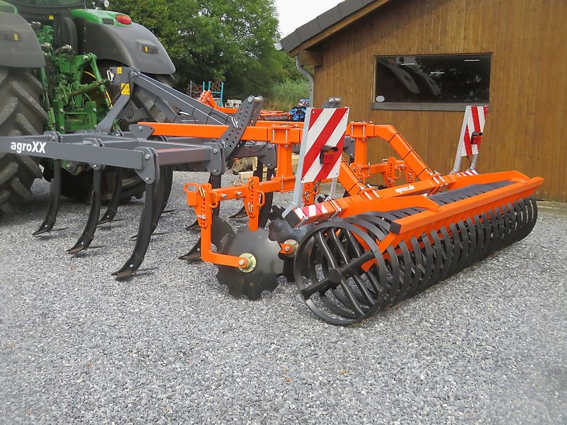 Cultivateur de paillis AgroXX TRIPLE-X 3.0 - 13 dents avec rouleau de toiture