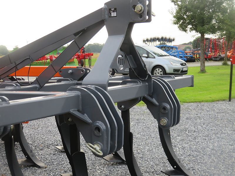 Cultivateur de paillis AgroXX TRIPLE-X 3.0 - 13 dents avec rouleau de toiture