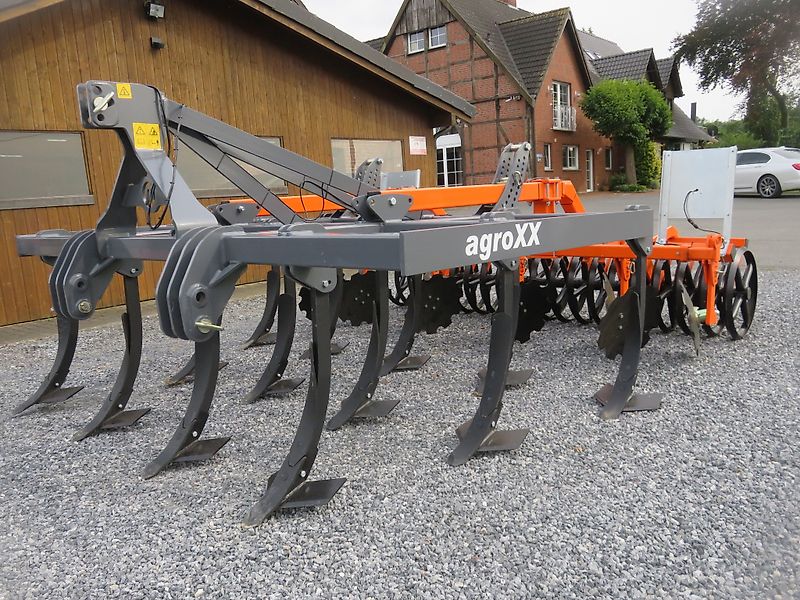 Cultivateur de paillis AgroXX TRIPLE-X 3.0 - 13 dents avec rouleau de toiture