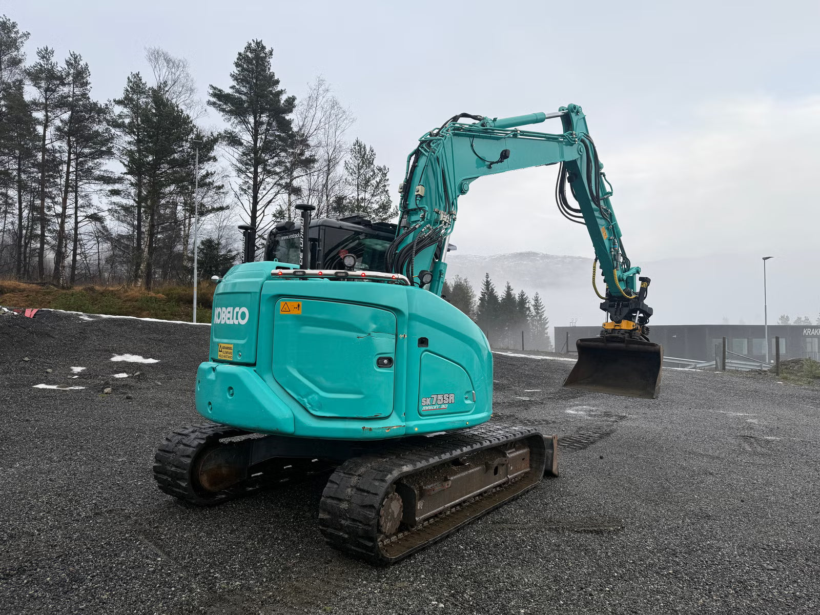 Pelle Kobelco SK75SR-7