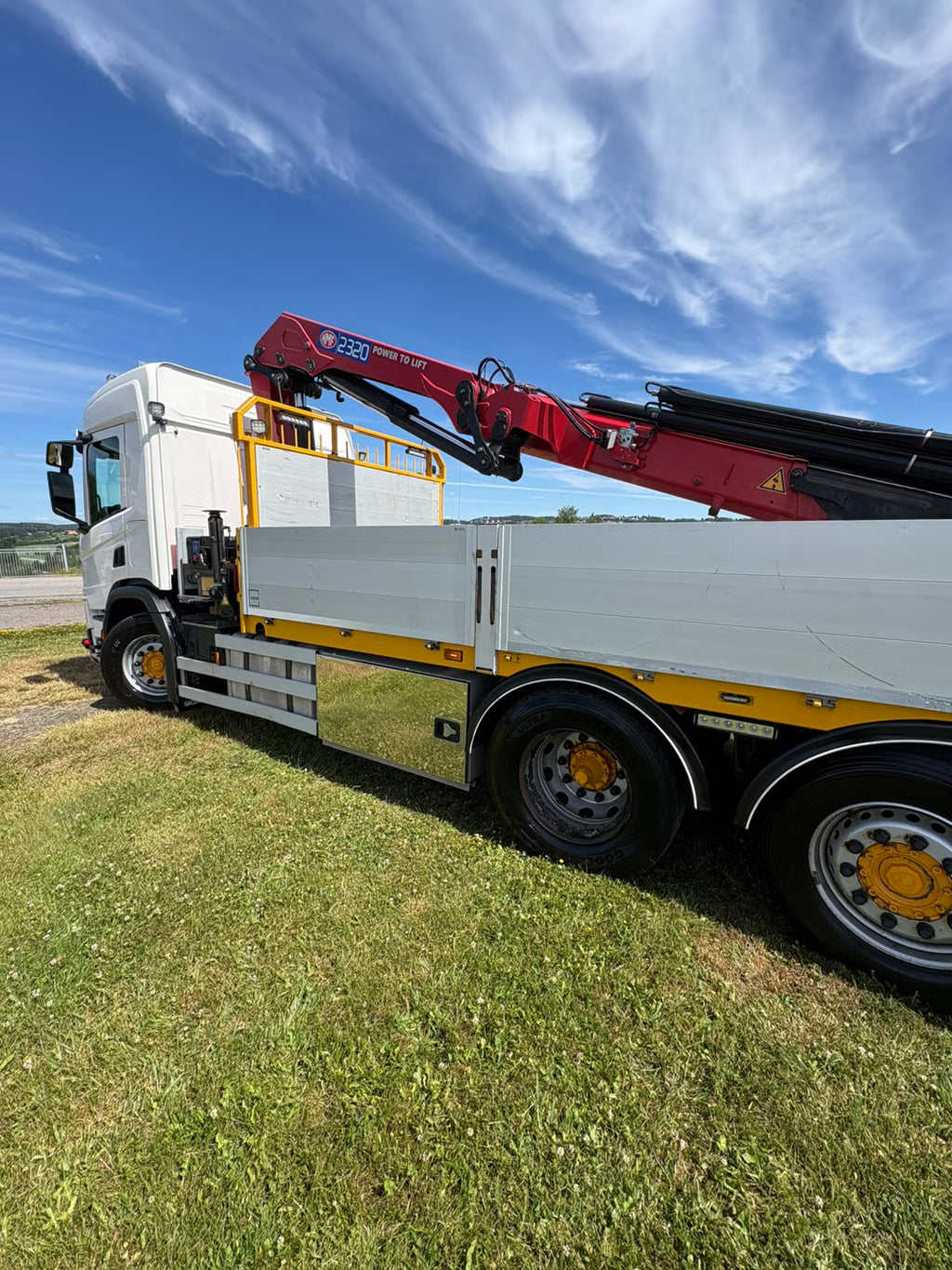 Camion Scania P360 2020 - Camion-grue 360 ch