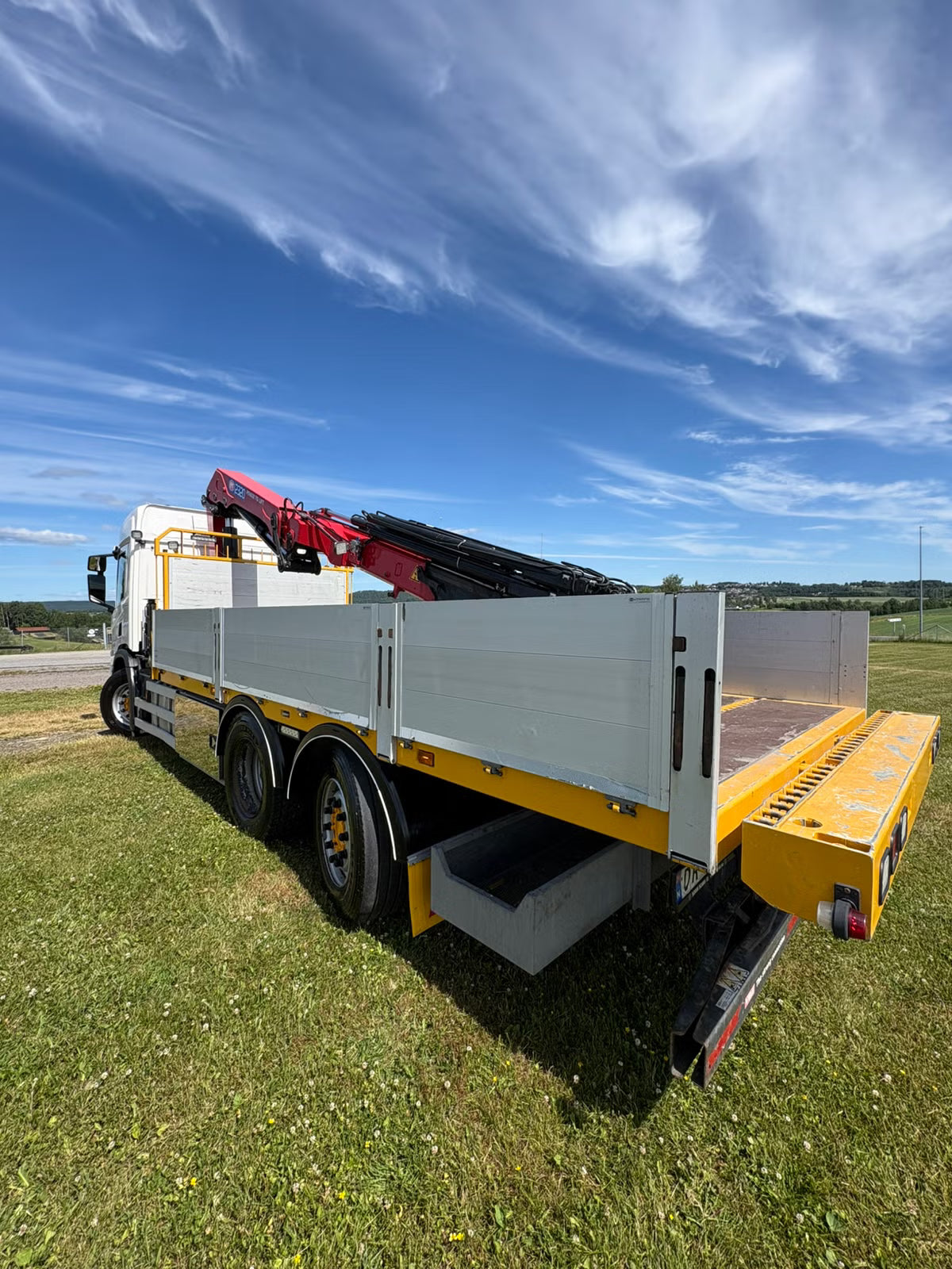 Camion Scania P360 2020 - Camion-grue 360 ch