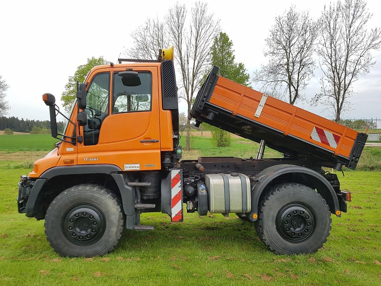 Unimog Mercedes-Benz U400 405/12